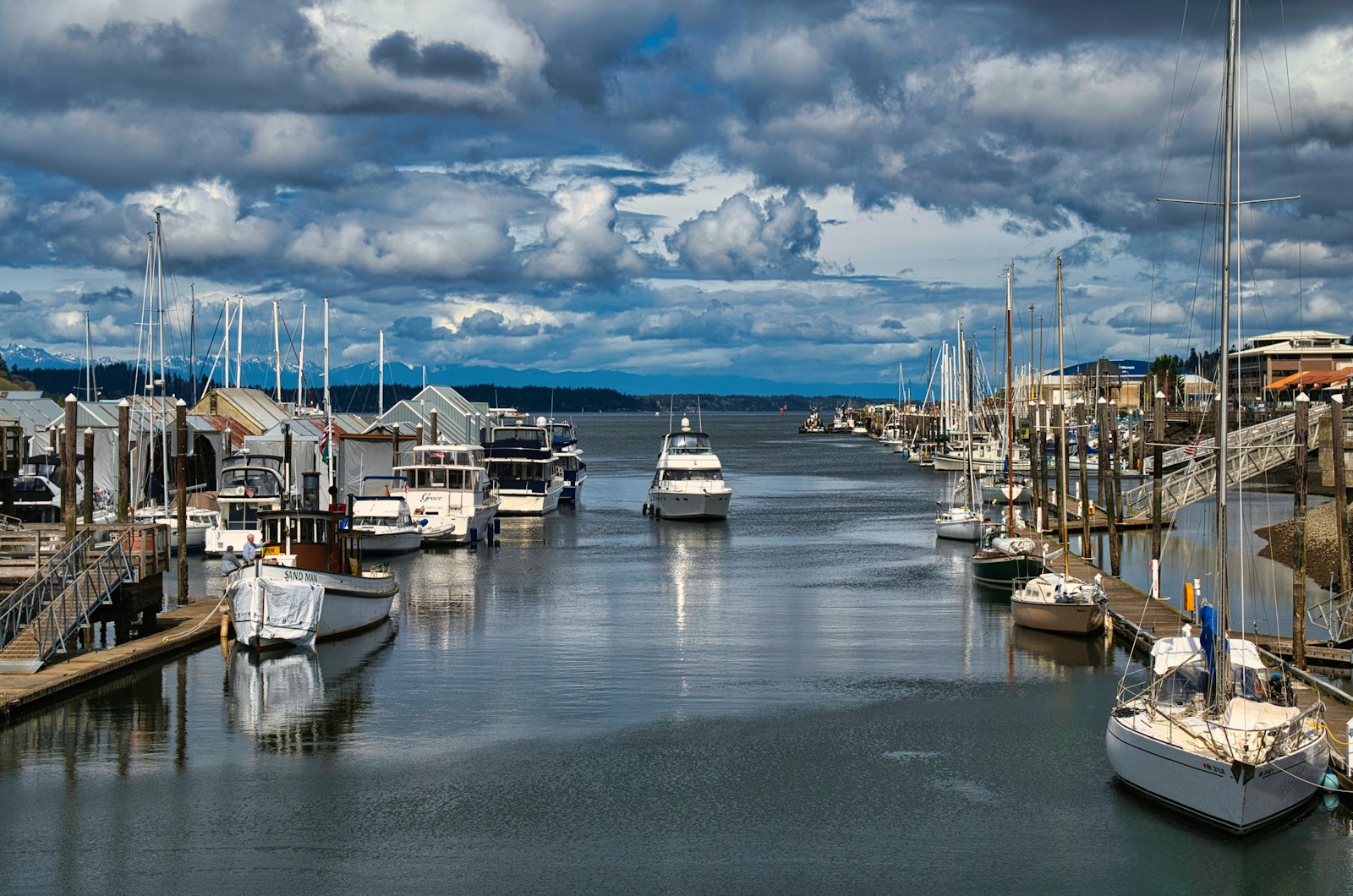 Marinas & Boat Slips